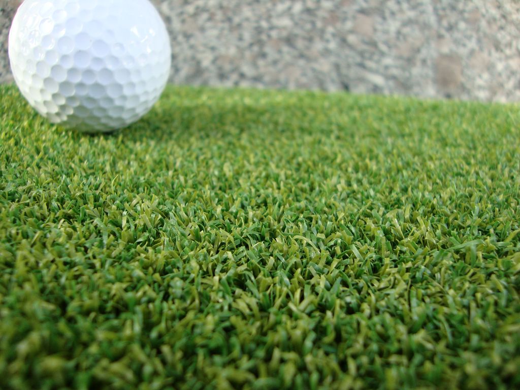 扬州市畅优高尔夫球场人造草坪价格